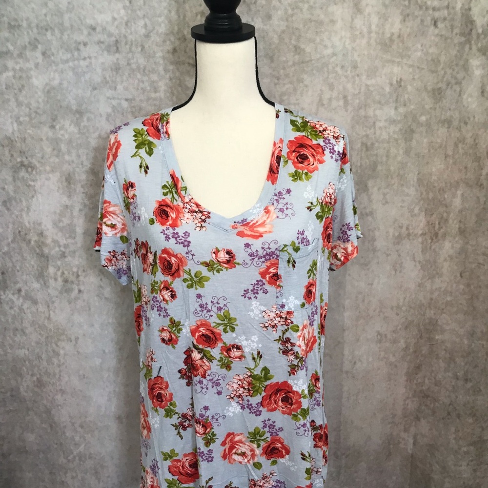 Beautiful Floral Bobeau Top, size L